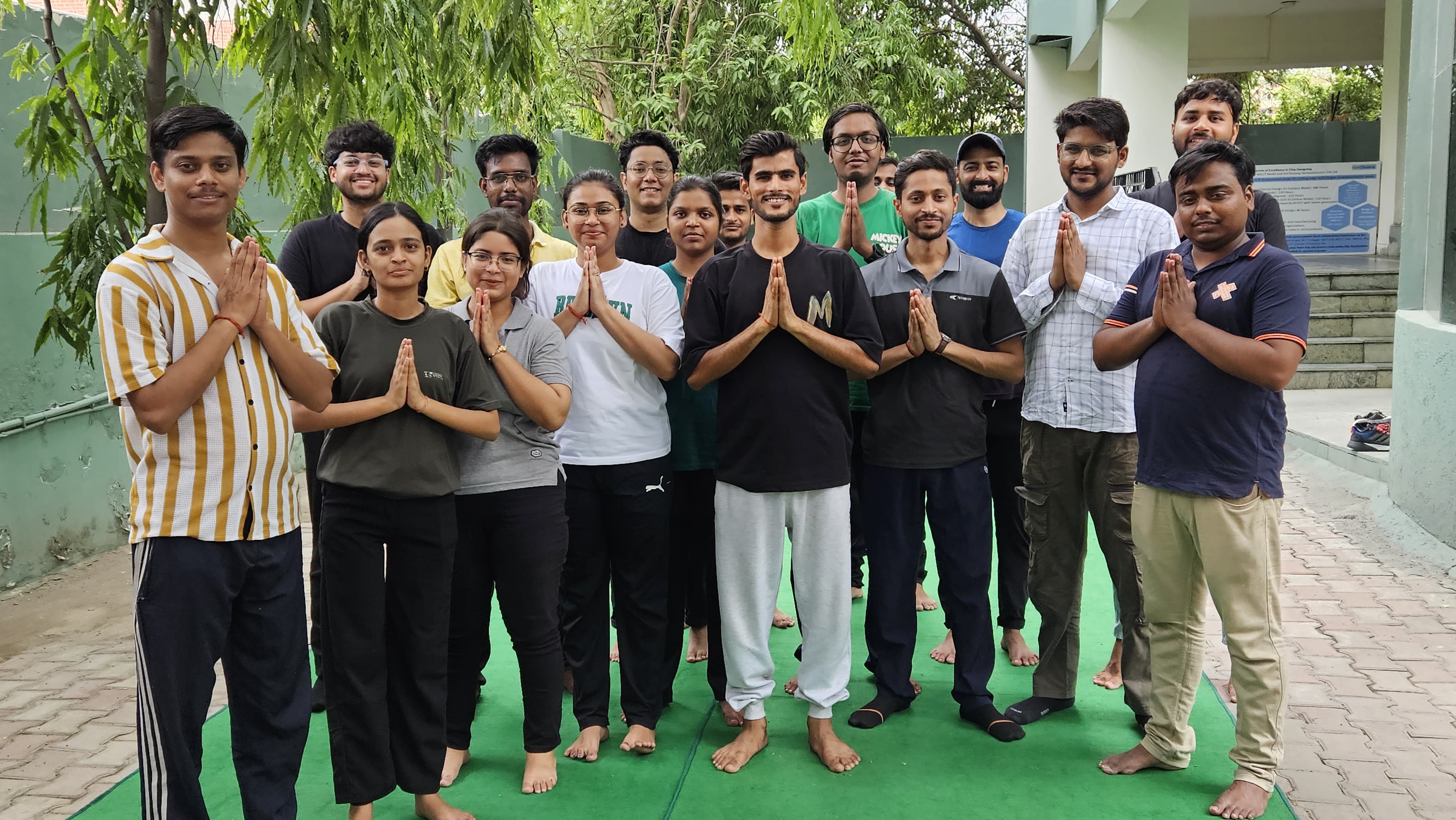 yoga in noida 